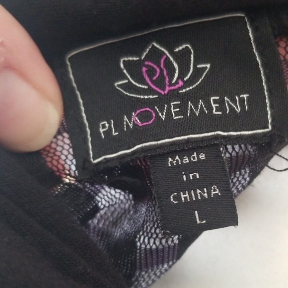 Black Sheer Yoga Top - Picture 5 of 5